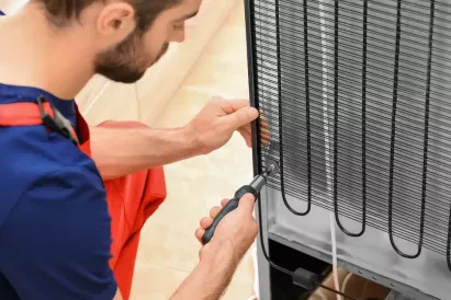 کندانسور نقش کلیدی در خنک‌کنندگی در یخچال