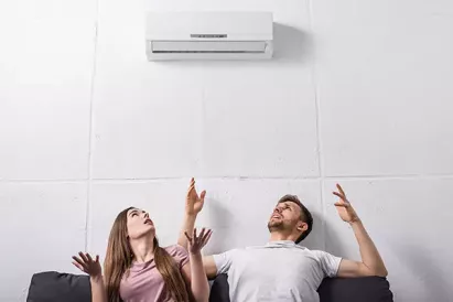 چرا کولر گازی بعد از چند دقیقه خاموش می‌شود؟